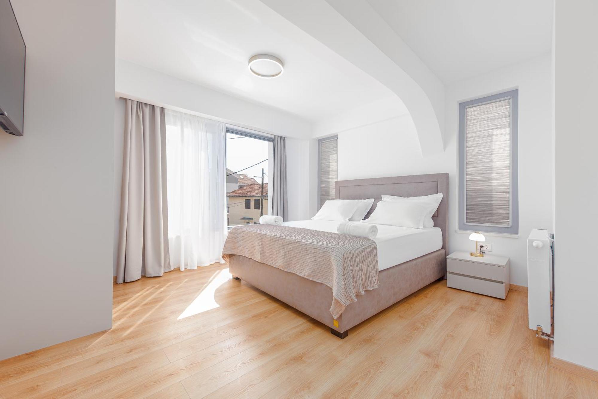 Rooms & Apartments Niko ซูโกชัน ภายนอก รูปภาพ